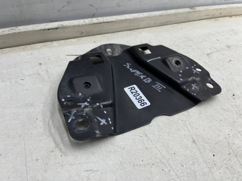 Pas przedni Skoda Superb 3 III 15-24r. wzmocnienie mocowanie górne zamka maski łącznik 3v0805489b Pas przedni Skoda Superb 3 III 15-24r. wzmocnienie mocowanie górne zamka maski łącznik 3v0805489b
