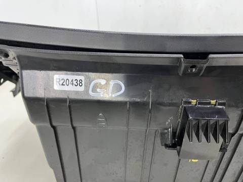 Schowek Hyundai Grandeur IV 05-11r. schowek deski pasazera EUROPA 84540-3l000 3l845-41000 Schowek Hyundai Grandeur IV 05-11r. schowek deski pasazera EUROPA 84540-3l000 3l845-41000