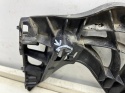 Ślizg BMW G30 G31 przedlift 17-20r. lewe przednie mocowanie zderzaka błotnika wspornik lewy przód 7385347
