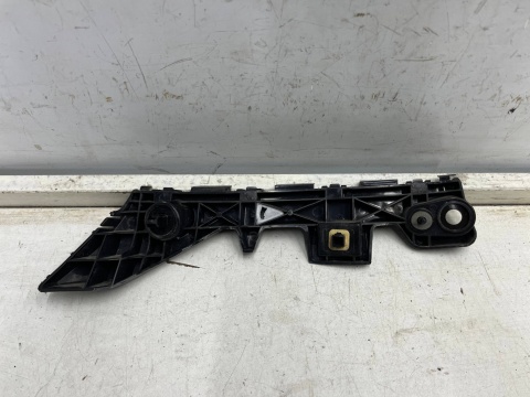 Ślizg Mazda CX-3 CX3 14-21r. lewe tylne mocowanie wspornik uchwyt zderzaka lewy tył d10j502j1 Ślizg Mazda CX-3 CX3 14-21r. lewe tylne mocowanie wspornik uchwyt zderzaka lewy tył d10j502j1