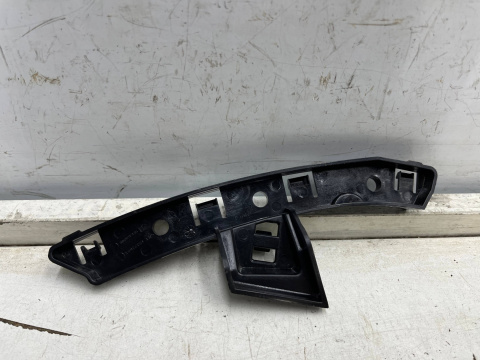 Ślizg Peugeot 508 II 18r.- lewe przednie mocowanie NOWE wspornik uchwyt zderzaka lewy przód 9813646380 Ślizg Peugeot 508 II 18r.- lewe przednie mocowanie NOWE wspornik uchwyt zderzaka lewy przód 9813646380