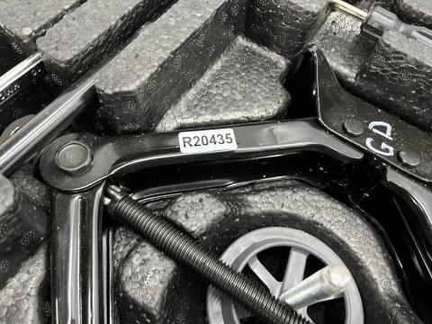 Wkład koła zapasowego Hyundai Grandeur IV Sonata NF 05-11r. winda klucz zestaw narzędzi bagażnika styropian 09149-3k300 Wkład koła zapasowego Hyundai Grandeur IV Sonata NF 05-11r. winda klucz zestaw narzędzi bagażnika styropian 09149-3k300