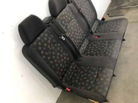 Fotele Mercedes Vito W639 Viano 03-14r. 8 osobowy kanapa trzeci 3 rząd komfort komplet ORYGINALNE Fotele Mercedes Vito W639 Viano 03-14r. 8 osobowy kanapa trzeci 3 rząd komfort komplet ORYGINALNE