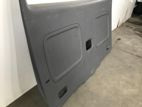 Tapicerka Mercedes Vito Viano W639 03-14r. boczek klapy bagażnika osłona Tapicerka Mercedes Vito Viano W639 03-14r. boczek klapy bagażnika osłona