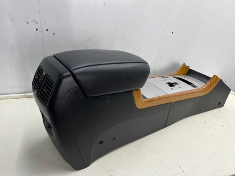 Tunel środkowy Hyundai Grandeur IV 05-11r. podłokietnik uchwyt na kubki 