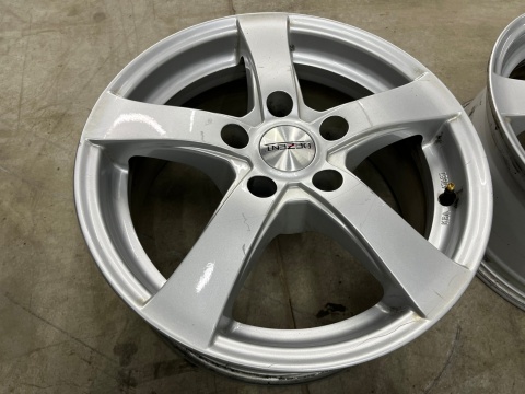 Felga Hyundai 7jx16 ET40 5x114,3 felgi aluminiowe 16 cali KOMPLET Dezent TS8987 Felga Hyundai 7jx16 ET40 5x114,3 felgi aluminiowe 16 cali KOMPLET Dezent TS8987