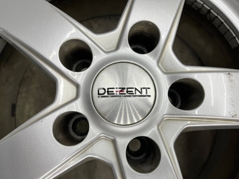Felga Hyundai 7jx16 ET40 5x114,3 felgi aluminiowe 16 cali KOMPLET Dezent TS8987 Felga Hyundai 7jx16 ET40 5x114,3 felgi aluminiowe 16 cali KOMPLET Dezent TS8987