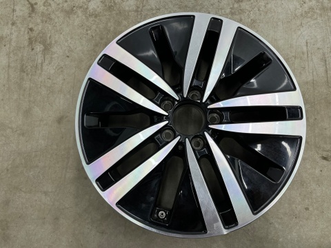 Felga Mercedes w177 CLA C118 X118 w247 CL c215 6.5jx17 ET44 5x112 felga pojedyncza aluminiowa 17 cali oryginalna a1774010200 Felga Mercedes w177 CLA C118 X118 w247 CL c215 6.5jx17 ET44 5x112 felga pojedyncza aluminiowa 17 cali oryginalna a1774010200