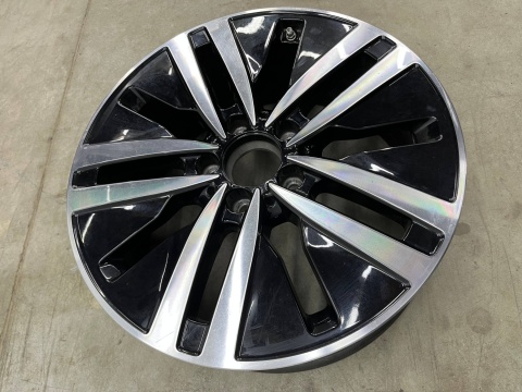 Felga Mercedes w177 CLA C118 X118 w247 CL c215 6.5jx17 ET44 5x112 felga pojedyncza aluminiowa 17 cali oryginalna a1774010200 Felga Mercedes w177 CLA C118 X118 w247 CL c215 6.5jx17 ET44 5x112 felga pojedyncza aluminiowa 17 cali oryginalna a1774010200