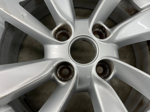 Felga Opel Adam Meriva 6jx15 ET39 4x100 pojedyncza sztuka 15 cali opo99 Felga Opel Adam Meriva 6jx15 ET39 4x100 pojedyncza sztuka 15 cali opo99