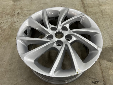 Felga Opel Astra K Mokka Cruze 7jx16 ET41 5x105 pojedyncza sztuka 16 cali 39078765 Felga Opel Astra K Mokka Cruze 7jx16 ET41 5x105 pojedyncza sztuka 16 cali 39078765