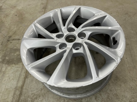 Felga Opel Astra K Mokka Cruze 7jx16 ET41 5x105 pojedyncza sztuka 16 cali 39078765 Felga Opel Astra K Mokka Cruze 7jx16 ET41 5x105 pojedyncza sztuka 16 cali 39078765