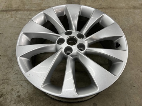 Felga Opel Astra K Mokka Cruze 7jx18 ET38 5x105 pojedyncza sztuka 18 cali 95493724 Felga Opel Astra K Mokka Cruze 7jx18 ET38 5x105 pojedyncza sztuka 18 cali 95493724
