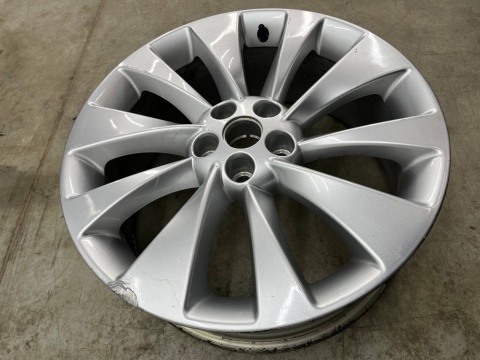 Felga Opel Astra K Mokka Cruze 7jx18 ET38 5x105 pojedyncza sztuka 18 cali 95493724 Felga Opel Astra K Mokka Cruze 7jx18 ET38 5x105 pojedyncza sztuka 18 cali 95493724