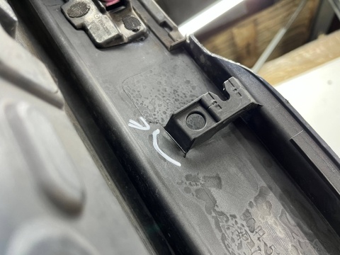 Nakładka progu Mazda 3 IV BP 18r.- lewa listwa lewy próg zewnętrzny BCJH-51P51 Nakładka progu Mazda 3 IV BP 18r.- lewa listwa lewy próg zewnętrzny BCJH-51P51