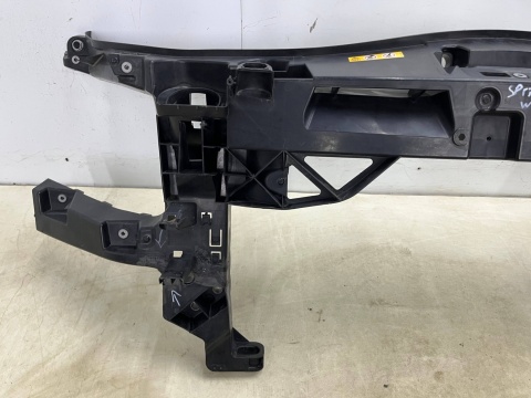 Pas przedni Mercedes-Benz Sprinter III W907 W910 2018r.- wzmocnienie belka okular oryginalny a9108800500 Pas przedni Mercedes-Benz Sprinter III W907 W910 2018r.- wzmocnienie belka okular oryginalny a9108800500