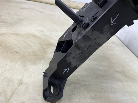 Pas przedni Mercedes-Benz Sprinter III W907 W910 2018r.- wzmocnienie belka okular oryginalny a9108800500 Pas przedni Mercedes-Benz Sprinter III W907 W910 2018r.- wzmocnienie belka okular oryginalny a9108800500