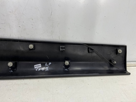 Listwa Mazda CX-5 CX5 I 12-17r. lewa dolna nakładka przednich drzwi kd5351rb1 Listwa Mazda CX-5 CX5 I 12-17r. lewa dolna nakładka przednich drzwi kd5351rb1
