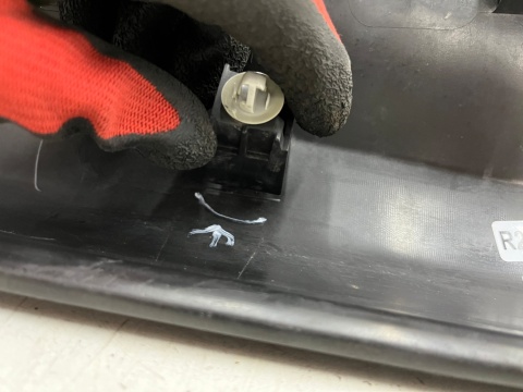 Listwa Mazda CX-5 CX5 I 12-17r. lewa dolna nakładka przednich drzwi kd5351rb1 Listwa Mazda CX-5 CX5 I 12-17r. lewa dolna nakładka przednich drzwi kd5351rb1
