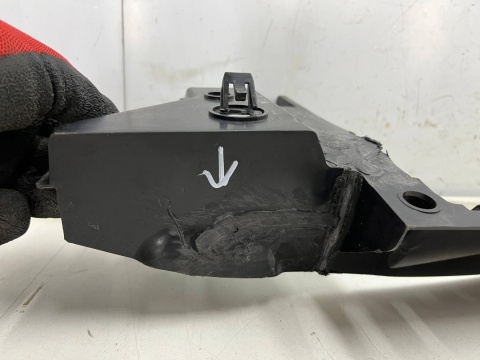 Osłona chłodnicy Mazda 3 IV BP 19r.- DOLNA kierownica powietrza pasa przedniego wlot atrapy bckc-50a21 Osłona chłodnicy Mazda 3 IV BP 19r.- DOLNA kierownica powietrza pasa przedniego wlot atrapy bckc-50a21