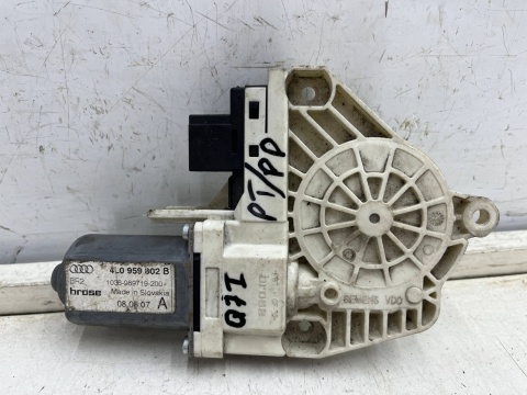 Podnośnik szyb Audi Q7 I 4L 05-15r. prawy przedni tylny silniczek podnoszenia szyby prawy przód tył 4l0959802b Podnośnik szyb Audi Q7 I 4L 05-15r. prawy przedni tylny silniczek podnoszenia szyby prawy przód tył 4l0959802b
