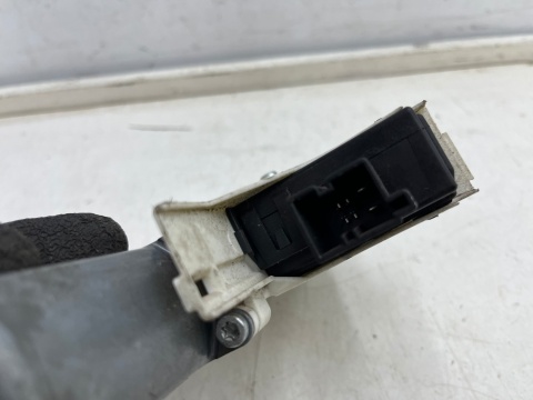 Podnośnik szyb Audi Q7 I 4L 05-15r. prawy przedni tylny silniczek podnoszenia szyby prawy przód tył 4l0959802b Podnośnik szyb Audi Q7 I 4L 05-15r. prawy przedni tylny silniczek podnoszenia szyby prawy przód tył 4l0959802b