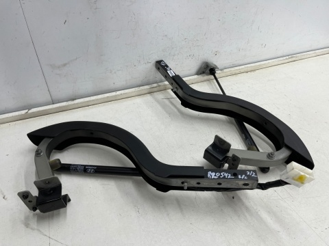 Zawias klapy Hyundai Grandeur IV 05-11r. siłowniki bagażnika KOMPLET 81771-3l000 Zawias klapy Hyundai Grandeur IV 05-11r. siłowniki bagażnika KOMPLET 81771-3l000