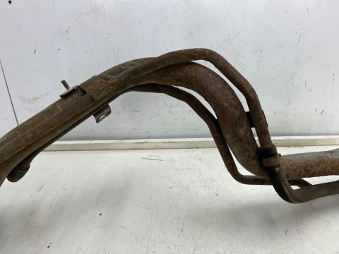 Zbiornik paliwa Hyundai Grandeur IV 05-11r. 2.2 CRDi DIESEL metalowa rura przewód wlewu paliwa Zbiornik paliwa Hyundai Grandeur IV 05-11r. 2.2 CRDi DIESEL metalowa rura przewód wlewu paliwa