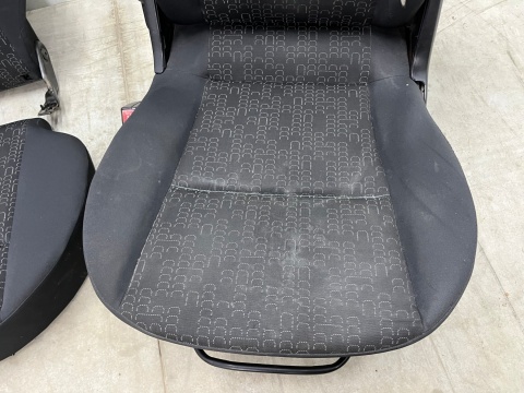 Fotele Mitsubishi Colt VI 6 Z30 3Drzwi 04-12r. kanapa tylna KOMPLET europa kolor 56d Fotele Mitsubishi Colt VI 6 Z30 3Drzwi 04-12r. kanapa tylna KOMPLET europa kolor 56d