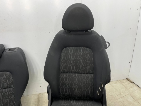 Fotele Mitsubishi Colt VI 6 Z30 3Drzwi 04-12r. kanapa tylna KOMPLET europa kolor 56d Fotele Mitsubishi Colt VI 6 Z30 3Drzwi 04-12r. kanapa tylna KOMPLET europa kolor 56d