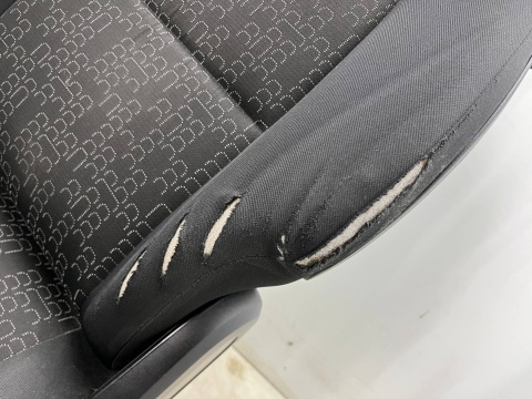 Fotele Mitsubishi Colt VI 6 Z30 3Drzwi 04-12r. kanapa tylna KOMPLET europa kolor 56d Fotele Mitsubishi Colt VI 6 Z30 3Drzwi 04-12r. kanapa tylna KOMPLET europa kolor 56d