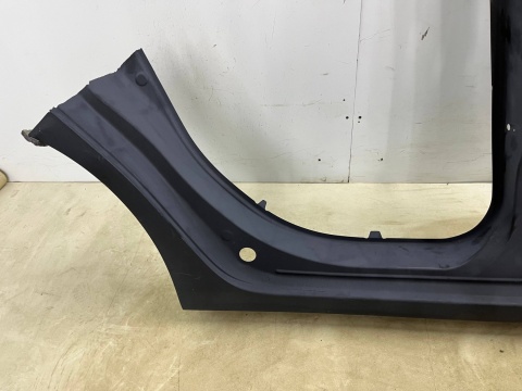Poszycie Mazda 3 III BM BN 13-18r. prawy środkowy słupek próg tylny ćwiartka reperaturka NOWA oryginalna Poszycie Mazda 3 III BM BN 13-18r. prawy środkowy słupek próg tylny ćwiartka reperaturka NOWA oryginalna