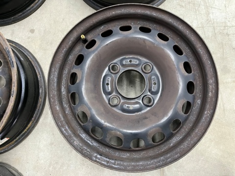 Felgi stalowe Mitsubishi Colt 6 VI Z30 04-12r. Smart Forfour 454 14 cali 5,5jx14 ET46 4x114,3 KOMPLET mr961365 a4544010201 Felgi stalowe Mitsubishi Colt 6 VI Z30 04-12r. Smart Forfour 454 14 cali 5,5jx14 ET46 4x114,3 KOMPLET mr961365 a4544010201