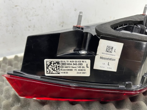 Lampa Audi Q3 II 83a 18r.- lewa tylna full LED matrix w klape bagaznika ORYGINALNA lewy tył Europa 83a945093 Lampa Audi Q3 II 83a 18r.- lewa tylna full LED matrix w klape bagaznika ORYGINALNA lewy tył Europa 83a945093