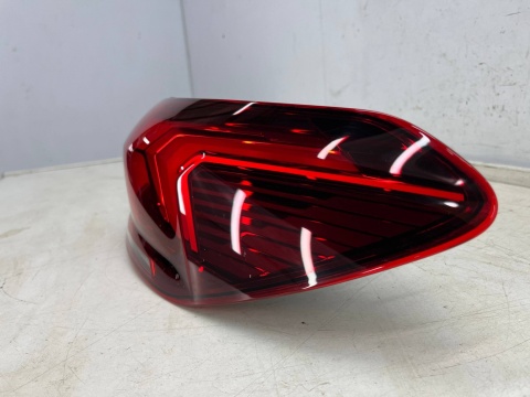 Lampa Audi Q6 e-tron 23r.- prawa tylna LED w błotnik ORYGINALNA prawy tył Europa 85h945092 Lampa Audi Q6 e-tron 23r.- prawa tylna LED w błotnik ORYGINALNA prawy tył Europa 85h945092