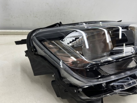 Lampa reflektor Citroen Berlingo 3 III IV 18-23r. PRAWA przednia zwykła dostawczak prawy przód EUROPA 9816824780 Lampa reflektor Citroen Berlingo 3 III IV 18-23r. PRAWA przednia zwykła dostawczak prawy przód EUROPA 9816824780