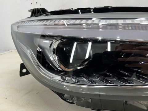 Lampa reflektor Listwa MG ZS lift 19r.- MG ZS EV lift 21r.- PRAWA przednia full LED prawy przód 11 pin EUROPA a00005r0200 Lampa reflektor Listwa MG ZS lift 19r.- MG ZS EV lift 21r.- PRAWA przednia full LED prawy przód 11 pin EUROPA a00005r0200