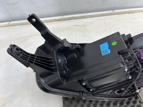 Lampa reflektor Listwa MG ZS lift 19r.- MG ZS EV lift 21r.- PRAWA przednia full LED prawy przód 11 pin EUROPA a00005r0200 Lampa reflektor Listwa MG ZS lift 19r.- MG ZS EV lift 21r.- PRAWA przednia full LED prawy przód 11 pin EUROPA a00005r0200