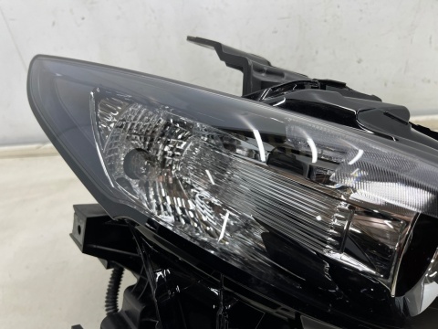 Lampa reflektor Mazda 3 IV BP 19r.- PRAWA przednia LED prawy przód 8 pin EUROPA bcjh-51030 Lampa reflektor Mazda 3 IV BP 19r.- PRAWA przednia LED prawy przód 8 pin EUROPA bcjh-51030