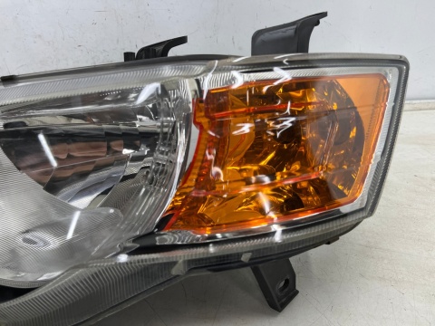 Lampa reflektor Mitsubishi Colt 6 VI Z30 LIFT 08-12r. LEWA przednia ORYGINALNA lewy przód EUROPA 8301b179 Lampa reflektor Mitsubishi Colt 6 VI Z30 LIFT 08-12r. LEWA przednia ORYGINALNA lewy przód EUROPA 8301b179