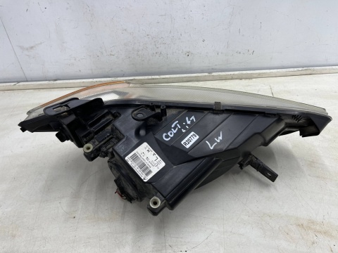 Lampa reflektor Mitsubishi Colt 6 VI Z30 LIFT 08-12r. LEWA przednia ORYGINALNA lewy przód EUROPA 8301b179 Lampa reflektor Mitsubishi Colt 6 VI Z30 LIFT 08-12r. LEWA przednia ORYGINALNA lewy przód EUROPA 8301b179