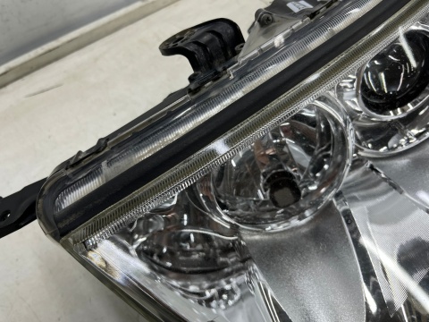 Lampa reflektor Mitsubishi L200 LIFT 10-15r. Pajero Sport II 03-16r. LEWA przednia soczewka lewy przód EUROPA 8301a877 Lampa reflektor Mitsubishi L200 LIFT 10-15r. Pajero Sport II 03-16r. LEWA przednia soczewka lewy przód EUROPA 8301a877
