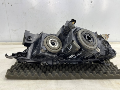 Lampa reflektor Mitsubishi L200 LIFT 10-15r. Pajero Sport II 03-16r. LEWA przednia soczewka lewy przód EUROPA 8301a877 Lampa reflektor Mitsubishi L200 LIFT 10-15r. Pajero Sport II 03-16r. LEWA przednia soczewka lewy przód EUROPA 8301a877