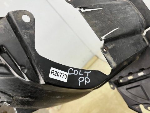 Nadkole Mitsubishi Colt VI 6 Z30 04-12r. PRAWE przednie ORYGINAL prawy przód mr575540 Nadkole Mitsubishi Colt VI 6 Z30 04-12r. PRAWE przednie ORYGINAL prawy przód mr575540