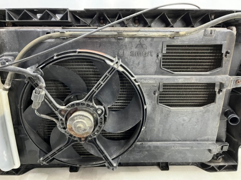 Pas przedni Mitsubishi Colt 6 VI Z30 04-12r. Benzyna kompletny z wiatrakiem i chłodnicami BEZ KLIMY belka zderzaka wzmocnienie Pas przedni Mitsubishi Colt 6 VI Z30 04-12r. Benzyna kompletny z wiatrakiem i chłodnicami BEZ KLIMY belka zderzaka wzmocnienie