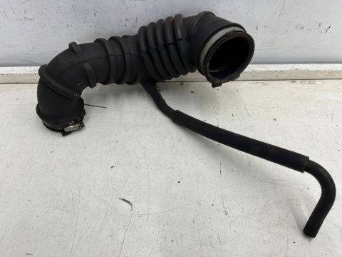 Rura Mitsubishi Colt VI 6 Z30 Smart ForFour 1.1b benzyna przewód dolotowy filtra powietrza MN135108 A1345200001 Rura Mitsubishi Colt VI 6 Z30 Smart ForFour 1.1b benzyna przewód dolotowy filtra powietrza MN135108 A1345200001
