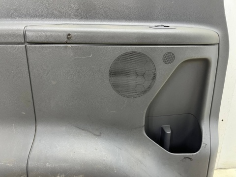 Tapicerka Mercedes Vito Viano W639 LONG 03-14r. lewy boczek tylny bagażnika osłona tylna Tapicerka Mercedes Vito Viano W639 LONG 03-14r. lewy boczek tylny bagażnika osłona tylna