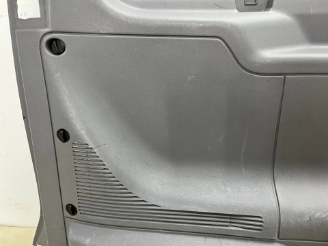 Tapicerka Mercedes Vito Viano W639 LONG 03-14r. lewy boczek tylny bagażnika osłona tylna Tapicerka Mercedes Vito Viano W639 LONG 03-14r. lewy boczek tylny bagażnika osłona tylna