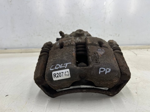 Zacisk hamulcowy Mitsubishi Colt VI 6 Z30 Smart Forfour I w454 04-12r. prawe przednie jarzmo mocowanie prawy przód Zacisk hamulcowy Mitsubishi Colt VI 6 Z30 Smart Forfour I w454 04-12r. prawe przednie jarzmo mocowanie prawy przód
