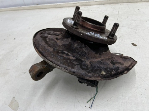 Zwrotnica Mitsubishi Colt VI 6 Z30 04-12r. Smart ForFour 1.1b 1.3b 1.5b piasta prawa przednia czujnik ABS prawy przód Zwrotnica Mitsubishi Colt VI 6 Z30 04-12r. Smart ForFour 1.1b 1.3b 1.5b piasta prawa przednia czujnik ABS prawy przód